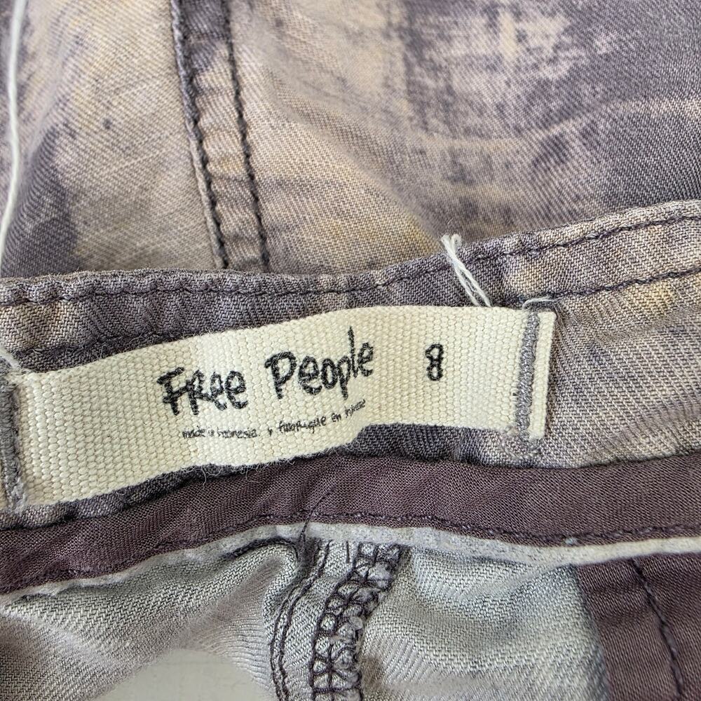 Free People Low Rise Y2K Patterned Utility Shorts Size 8 - Picture 6 of 8